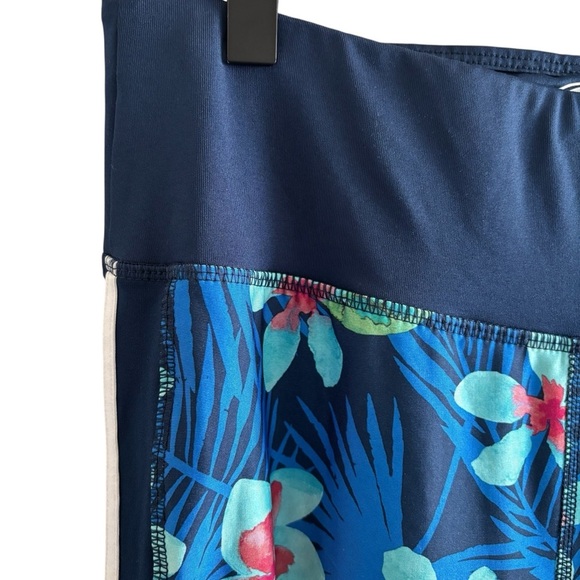 Athletic Works Floral Tropical Print Leggings Exercise Gym Size Medium 8-10 - Picture 4 of 14